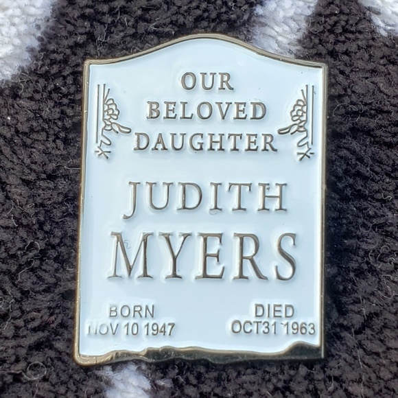 Judith Myers Tombstone Pin Halloween Michael Myers - Picture 5 of 6